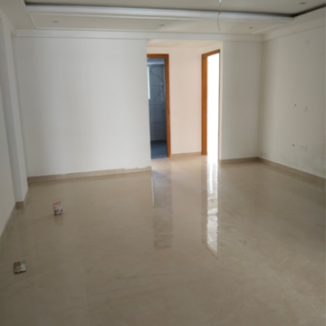 Room in 3 BHK Apartment at Nagla Road – for Sale
