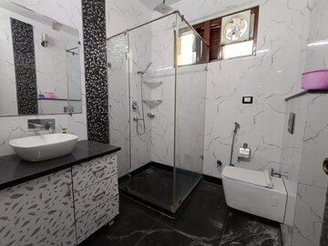Bathroom in 4 BHK Builder Floor at Janakpuri – for Sale