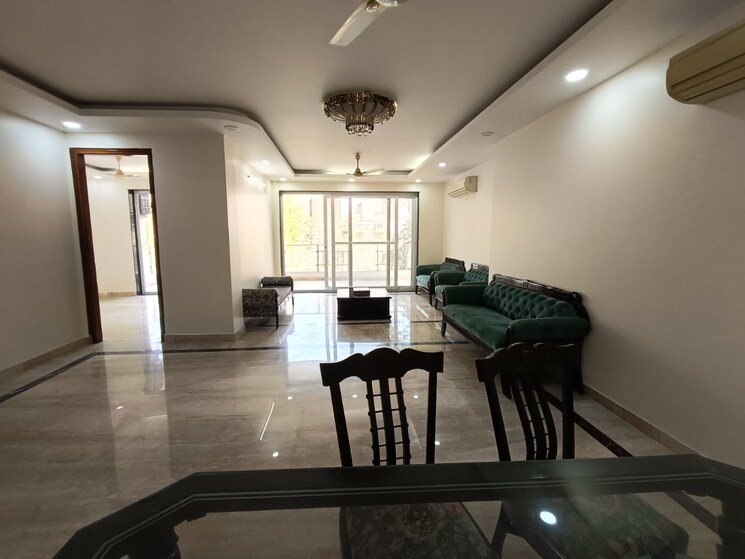Living Room, janakpuri 4 Bedroom 370 Sq.Yd. Builder Floor In Janakpuri Delhi 9609890