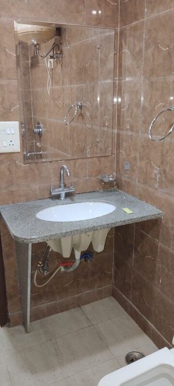 Bathroom in 1 RK Builder Floor at AVA Court, Sector 47 – for Rent