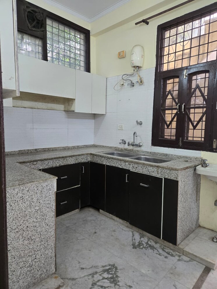 Kitchen, kohli-one-malibu-town 1 Bedroom 700 Sq.Ft. Builder Floor In Sector 47 Gurgaon 9609910