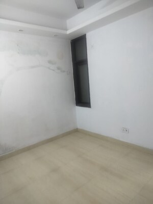 Room in 2 BHK Builder Floor at Neb Sarai – for Rent