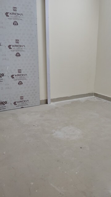 Room in 2.5 BHK Builder Floor at Kalkaji – for Rent