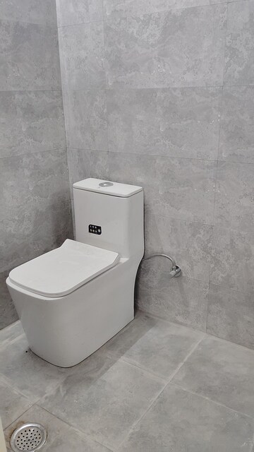 Bathroom in 2.5 BHK Builder Floor at Kalkaji – for Rent