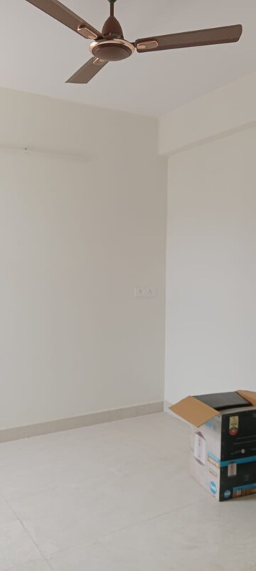 Furnished Amenities in 3 BHK Apartment at Sector 9 Dwarka – for Sale