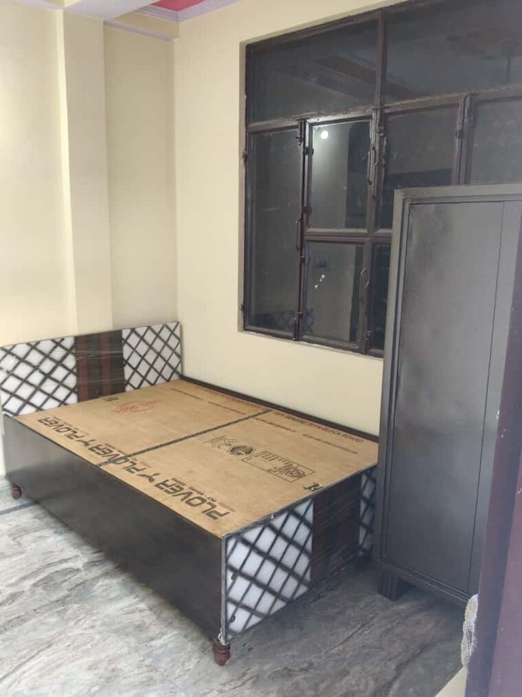 Bedroom, new ashok nagar 2.5 Bedroom 650 Sq.Ft. Builder Floor In New Ashok Nagar Delhi 9609962