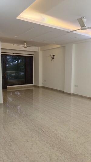 3 BHK Builder Floor For Sale in New Rajinder Nagar