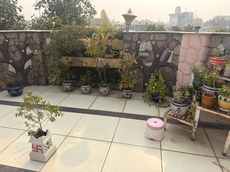 Exterior View, kalkaji 1.5 Bedroom 230 Sq.Ft. Builder Floor In Kalkaji Delhi 9609989