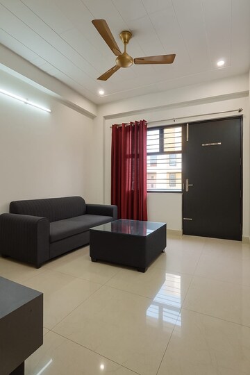 Living Room in 1 BHK Builder Floor at RWA Residential Society Sector 46, Sector 46 – for Rent