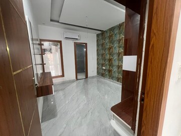 Room in 3 BHK Apartment at Devbhoomi Elite Homez, Patiala Road – for Rent