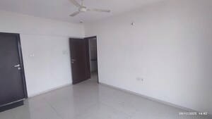 Room in 2 BHK Apartment at Rohan Mithila, Viman Nagar – for Rent