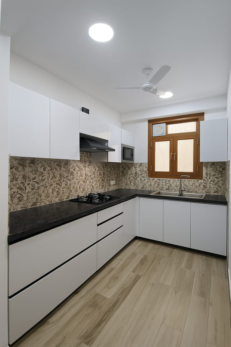 Kitchen, sector 38 2 Bedroom 190 Sq.Yd. Builder Floor In Sector 38 Gurgaon 9610001