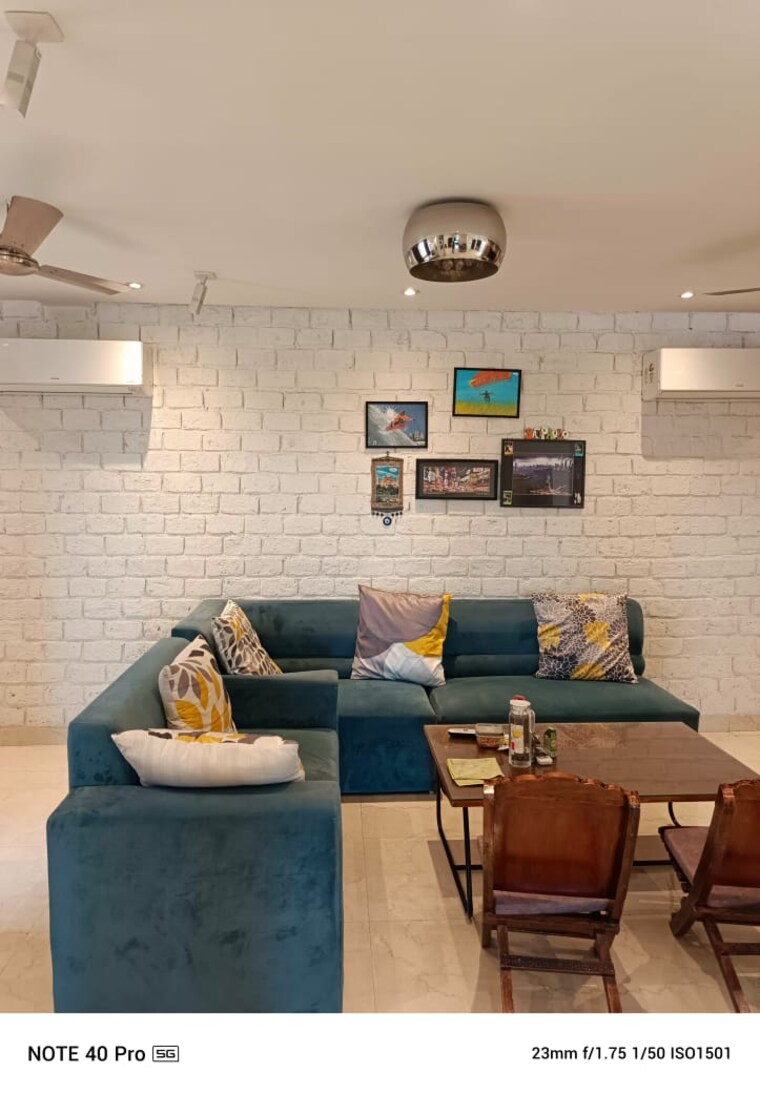 Master Bedroom, sector 19 dwarka 4 Bedroom 2000 Sq.Ft. Apartment In Sector 19 Dwarka Delhi 9610015