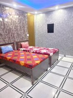 5000 Sq.Ft. Pg in Lalit Pg 