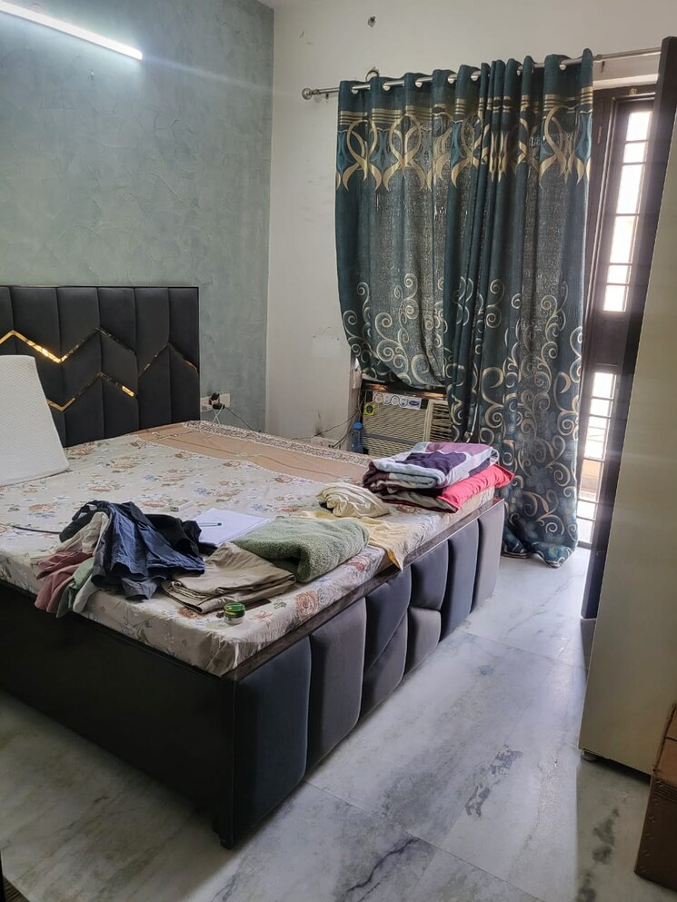 Bedroom, rwa-residential-society-sector-46 2 Bedroom 191 Sq.Yd. Builder Floor In Sector 46 Gurgaon 9610035
