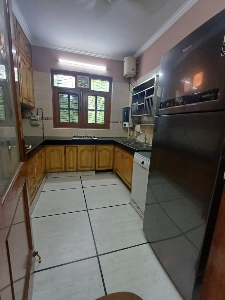 Kitchen, greater kailash i 3 Bedroom 1800 Sq.Ft. Builder Floor In Greater Kailash I Delhi 9610054