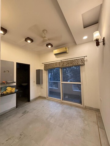 Room in 3 BHK Builder Floor at Kalkaji – for Rent