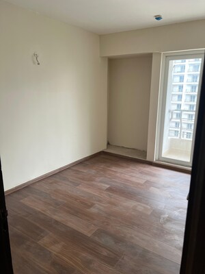 Room in 3 BHK Apartment at Lotus Panache, Sector 110 – for Sale