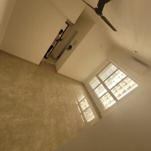 1 BHK Apartment For Rent in Lodha Amara, Kolshet Road