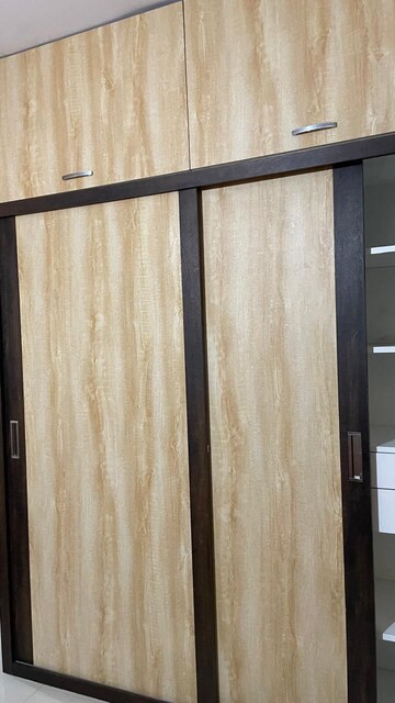 Furnished Amenities in 2 BHK Apartment at SSD Sai Platinum, Pimple Saudagar – for Rent