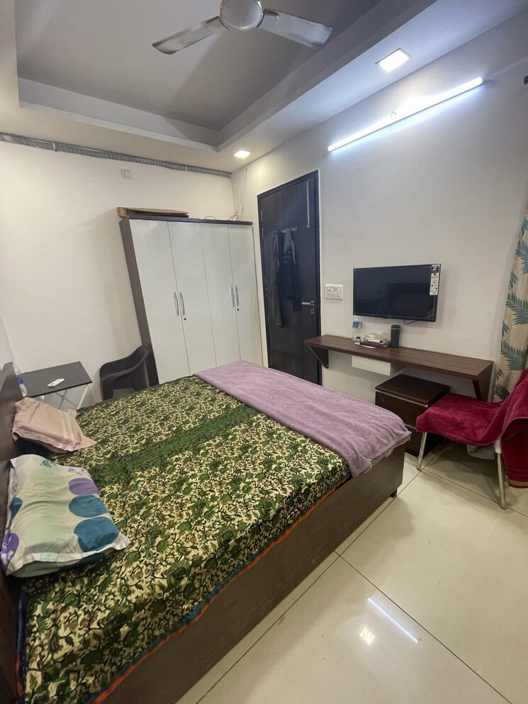 Bedroom, sector 38 Studio 500 Sq.Ft. Builder Floor In Sector 38 Gurgaon 9610144