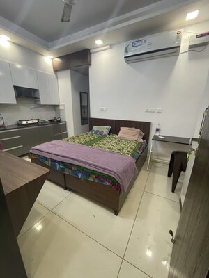 Studio Builder Floor For Rent in Sector 38