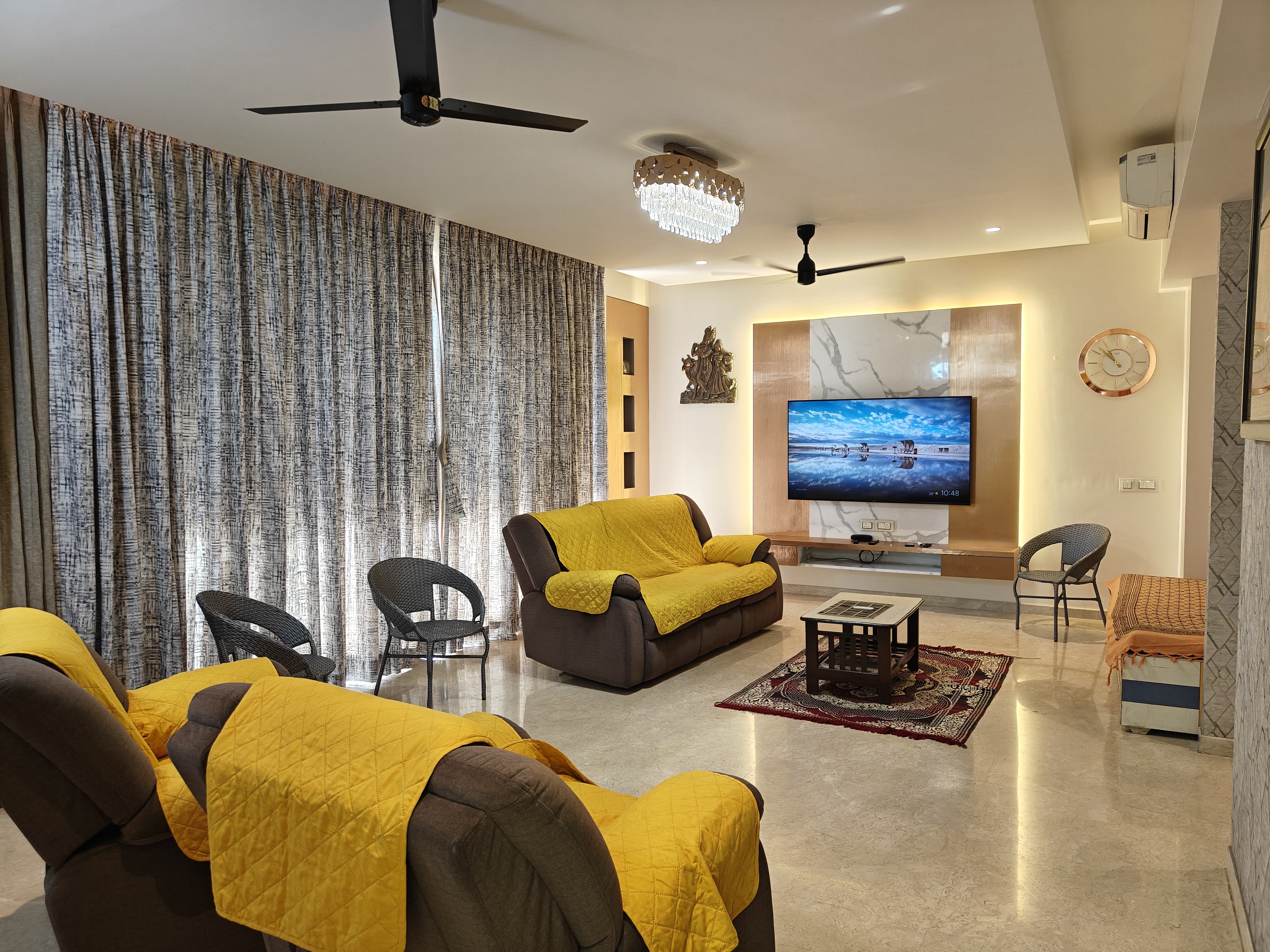 3 BHK + Extra Room Apartment For Rent in One Hiranandani Park Barrington