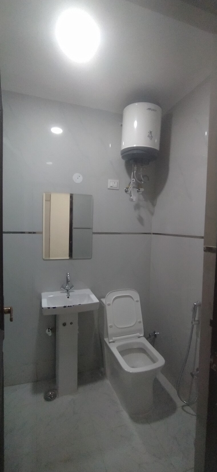 Bathroom, khirki extension 2 Bedroom 700 Sq.Ft. Builder Floor In Khirki Extension Delhi 9610152