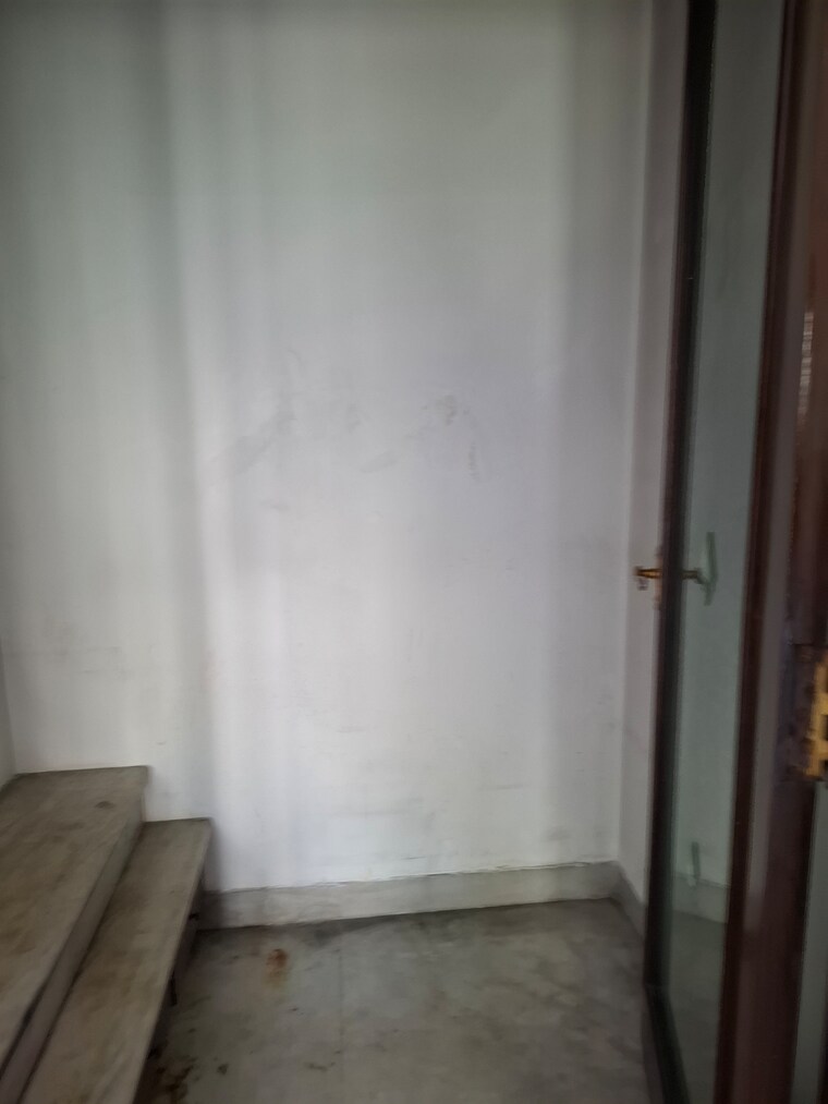 Room, banjara hills 3 Bedroom 2200 Sq.Ft. Apartment In Banjara Hills Hyderabad 9610163