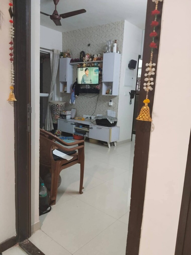 Living Room, lodha-amara 1 Bedroom 550 Sq.Ft. Apartment In Kolshet Road Thane 9610170