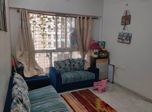 1 BHK Apartment For Rent in Lodha Amara, Kolshet Road