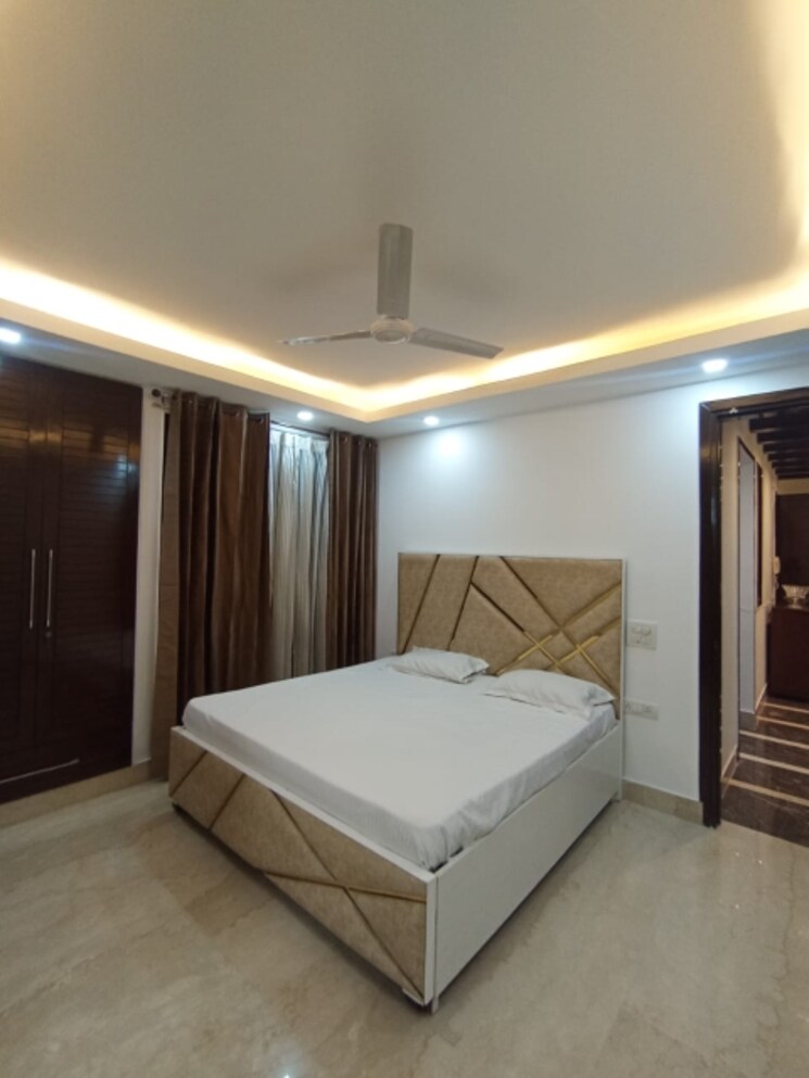 Master Bedroom, greater kailash i 3 Bedroom 2000 Sq.Ft. Builder Floor In Greater Kailash I Delhi 9610173