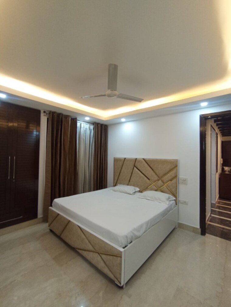 Master Bedroom, greater kailash i 3 Bedroom 2000 Sq.Ft. Builder Floor In Greater Kailash I Delhi 9610173