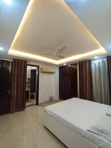 Master Bedroom in 3 BHK Builder Floor at Greater Kailash I – for Rent