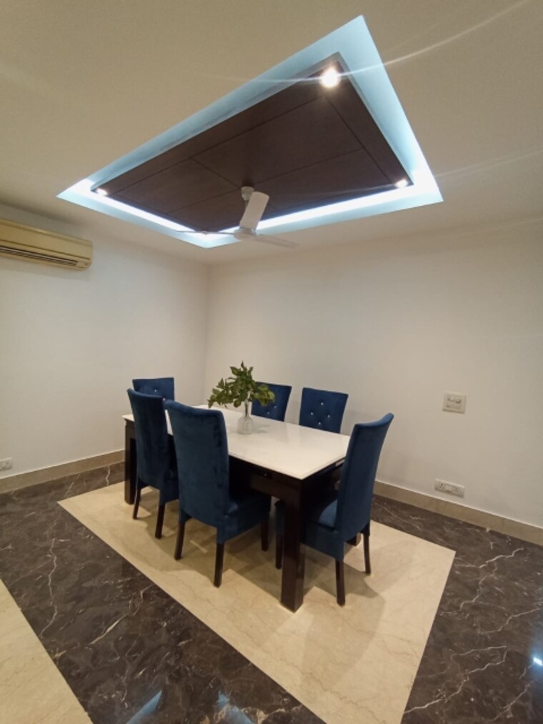 Living Room, greater kailash i 3 Bedroom 2000 Sq.Ft. Builder Floor In Greater Kailash I Delhi 9610173