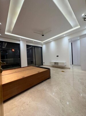 Master Bedroom in 3 BHK Builder Floor at Greater Kailash ii – for Rent