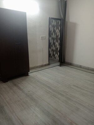 Room in 2 BHK Builder Floor at Indraprastha Colony – for Rent