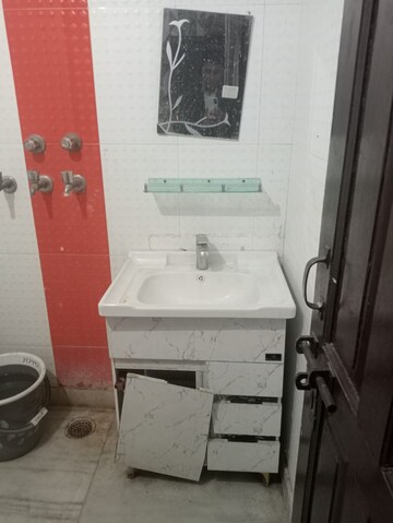 Bathroom in 2 BHK Builder Floor at Indraprastha Colony – for Rent