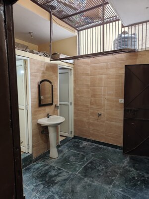 Kitchen in 2 BHK Builder Floor at RWA Apartments Sector 47, Sector 47 – for Rent