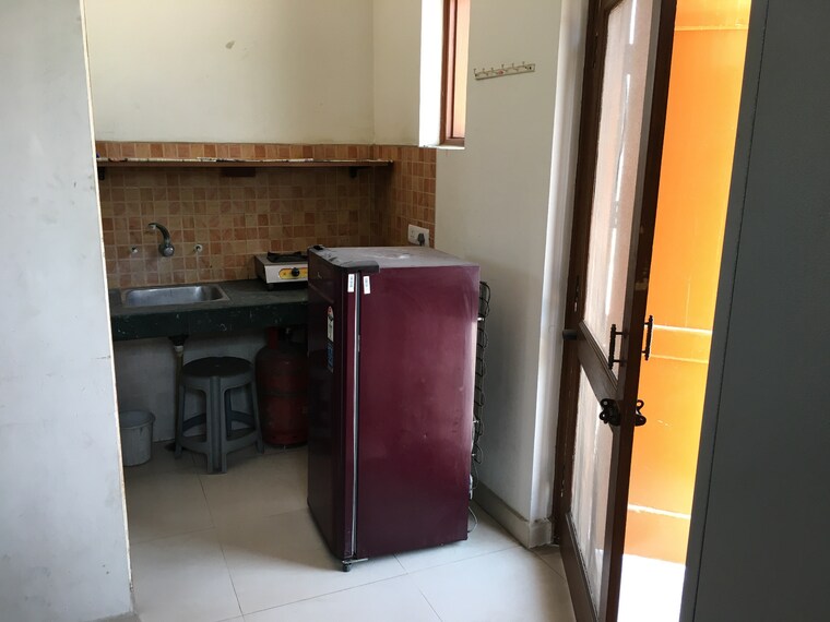 Kitchen, rwa-apartments-sector-12 1.5 Bedroom 550 Sq.Ft. Builder Floor In Sector 12 Noida 9610210