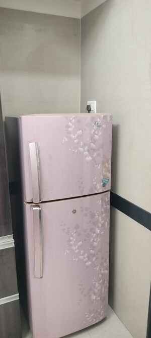 Furnished Amenities in 1 BHK Apartment at K Raheja Raheja Residency, Malad East – for Rent