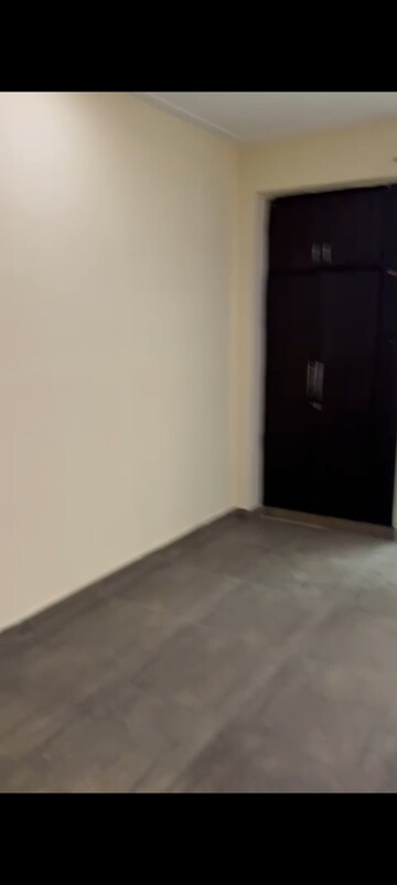 Room in 2 BHK Apartment at Town Park White Orchid, Sector 16c Greater Noida – for Sale