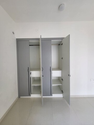 Building Lobby in 1 BHK Apartment at Runwal Eirene, Balkum Pada – for Rent