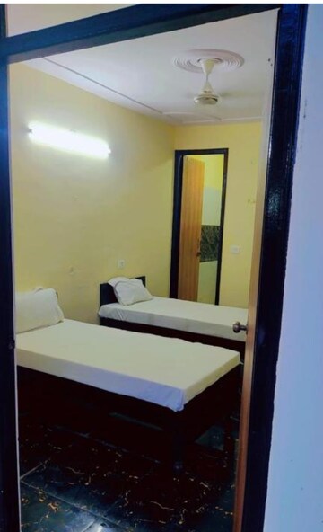 Bedroom in  Pg at Sector 62 – for Rent