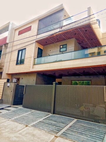 5 BHK Independent House For Sale in Nirman Nagar