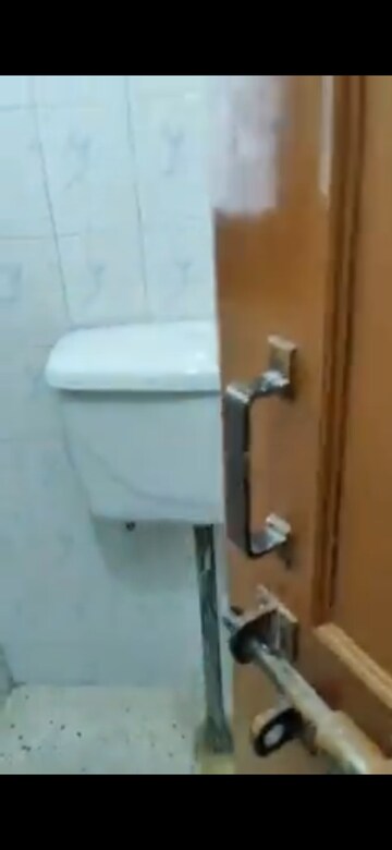 Bathroom in 2 BHK Apartment at Bhagirathi Apartment, Sector 62 – for Rent