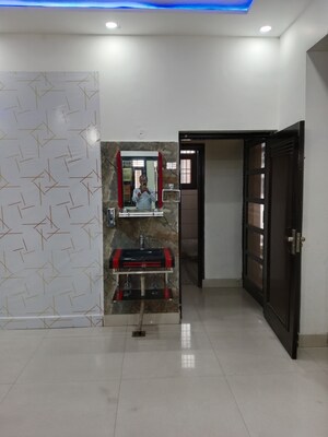 Room in 2 BHK Builder Floor at Sector 13 – for Rent