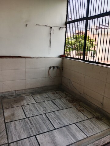 Balcony in 2 BHK Builder Floor at Sector 13 – for Rent