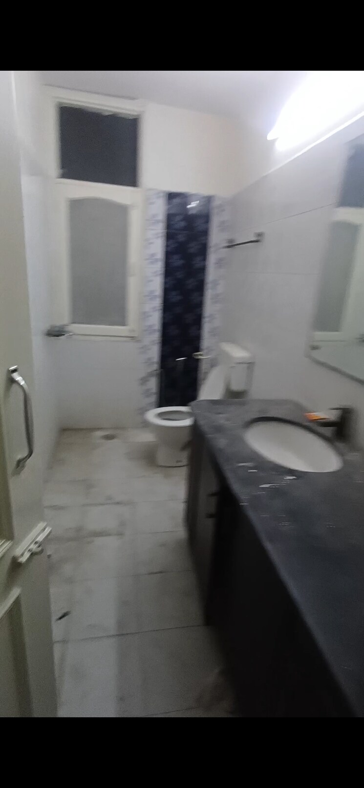 Bathroom, sector 48 3 Bedroom 3500 Sq.Ft. Independent House In Sector 48 Noida 9610290
