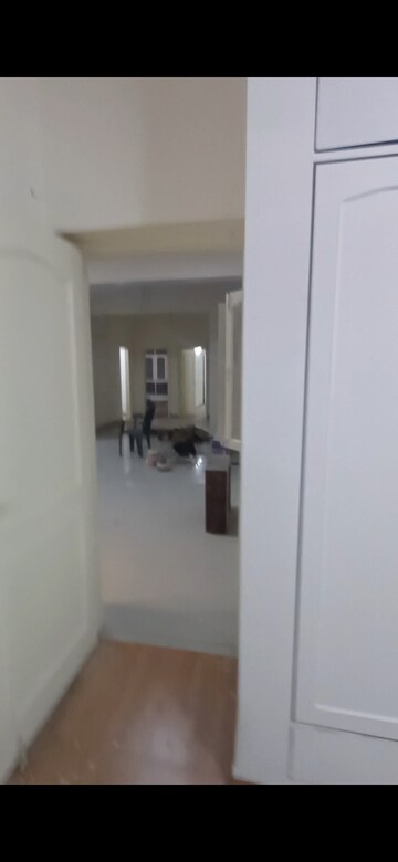 Room in 3 BHK Independent House at Sector 48 – for Rent